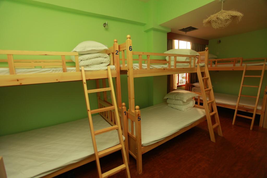 Zhengfu Caotang Decent Inn Chengdu Zimmer foto