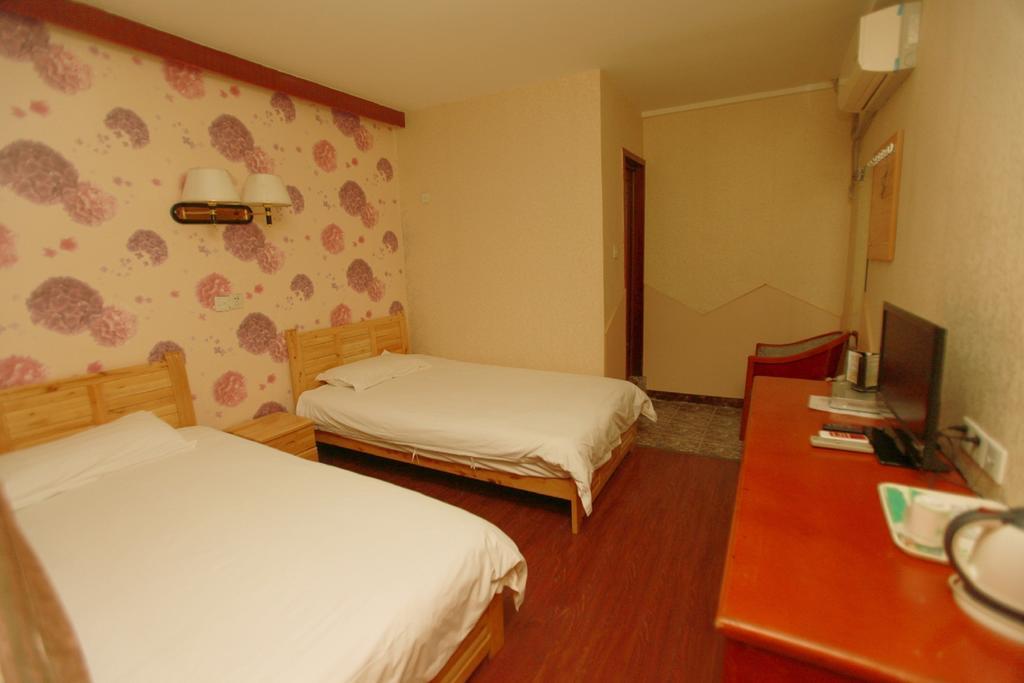 Zhengfu Caotang Decent Inn Chengdu Zimmer foto